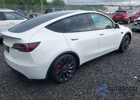 2023 Tesla Model Y Performance Dual Motor All-Wheel Drive z USA, uszkodzony, nr VIN 7SAYGDEF0PF835548